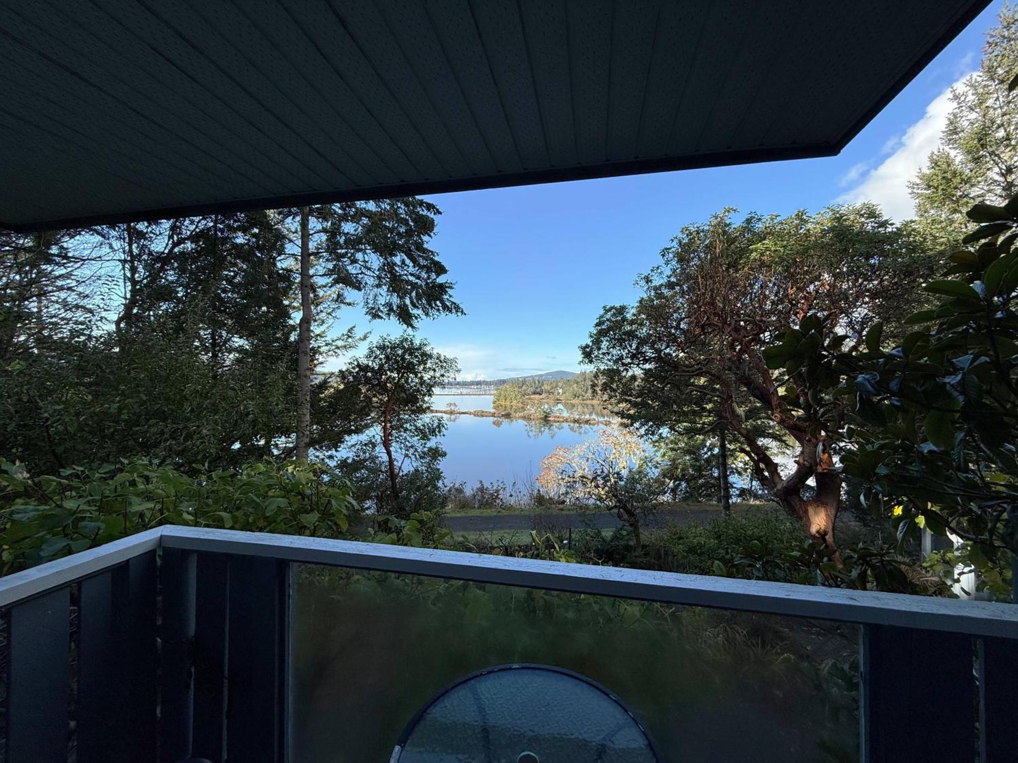 Bed and Breakfast Sterling Cove Sooke Zewnętrze zdjęcie